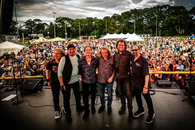 lou gram and band